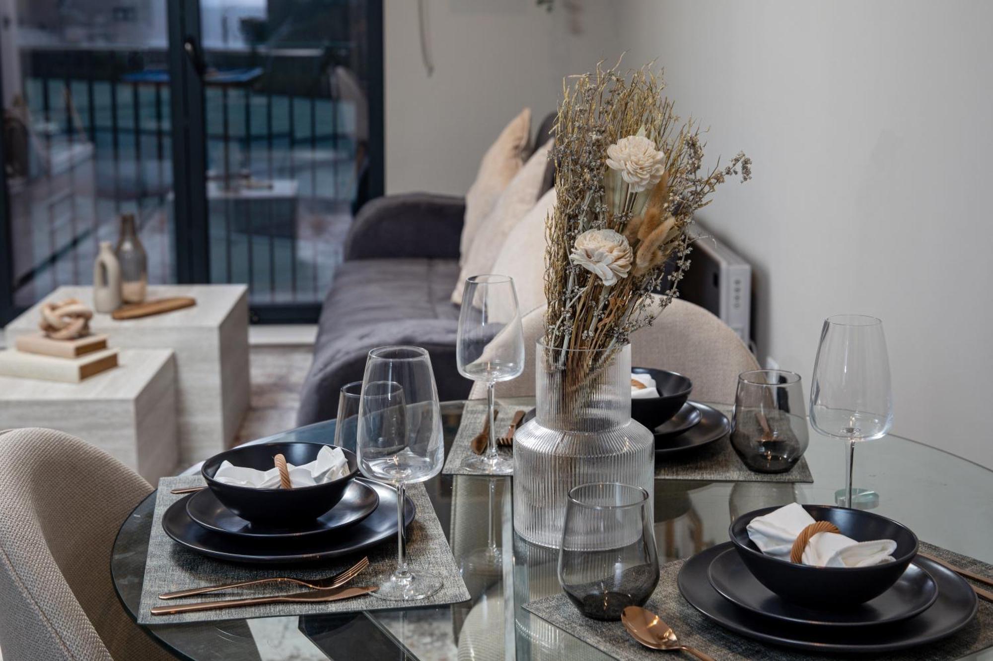 Springwell Suite - City Centre - Balcony & Pool Table - 3 Bed 利兹 外观 照片