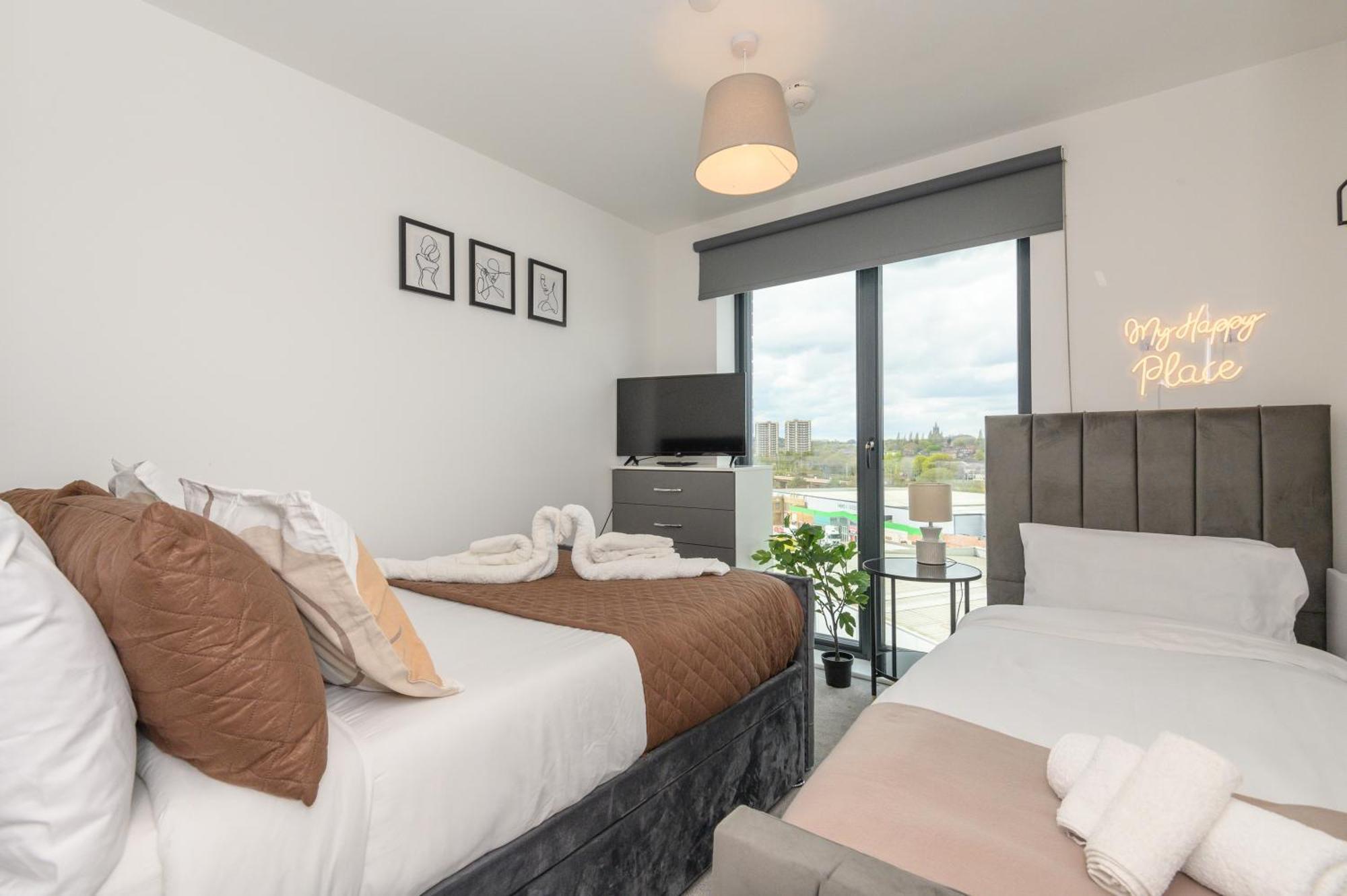 Springwell Suite - City Centre - Balcony & Pool Table - 3 Bed 利兹 外观 照片